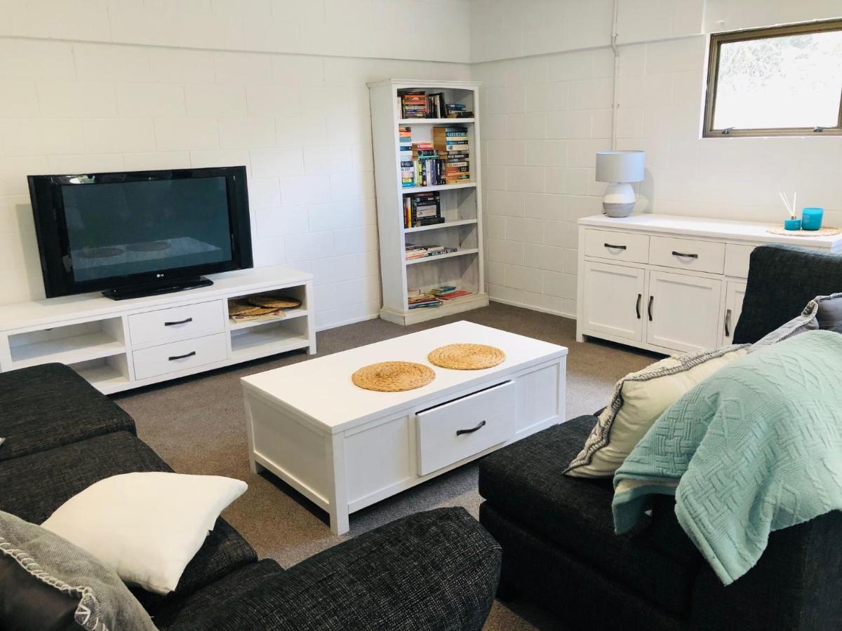 Waikaraka Beach, Spacious & Very Comfortable Whangarei Heads Exterior photo